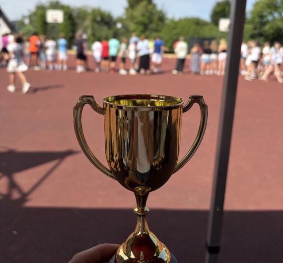 Pokal des Siegerteams